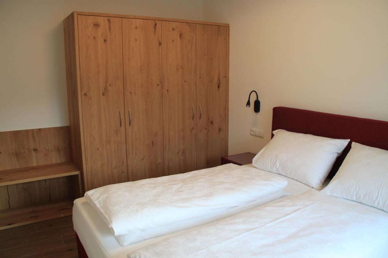 Apartments Anny Postal / Burgstall Bagian luar foto
