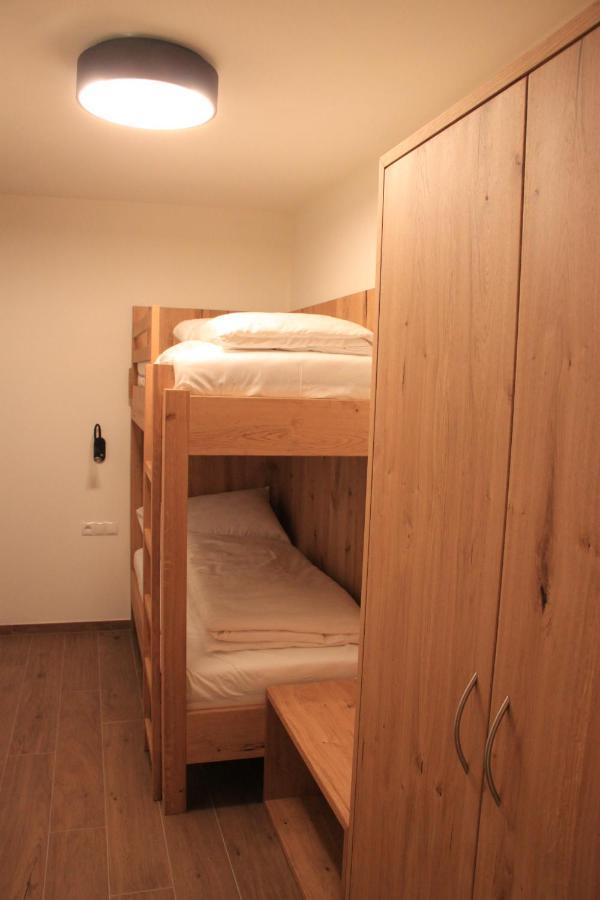 Apartments Anny Postal / Burgstall Bagian luar foto