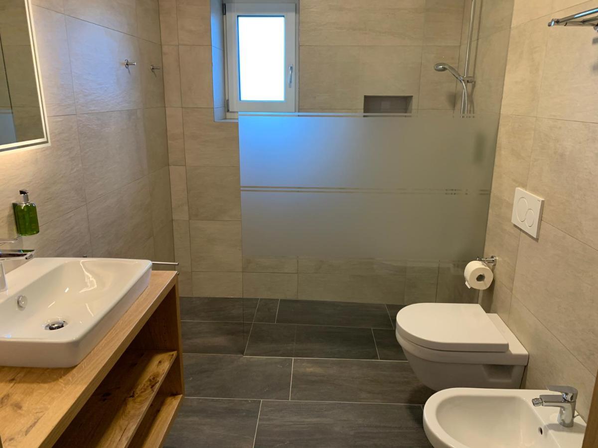 Apartments Anny Postal / Burgstall Bagian luar foto